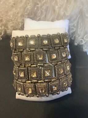 Antique Gold-Tone Statement Stretch Bracelet with Faceted Crystal Squares